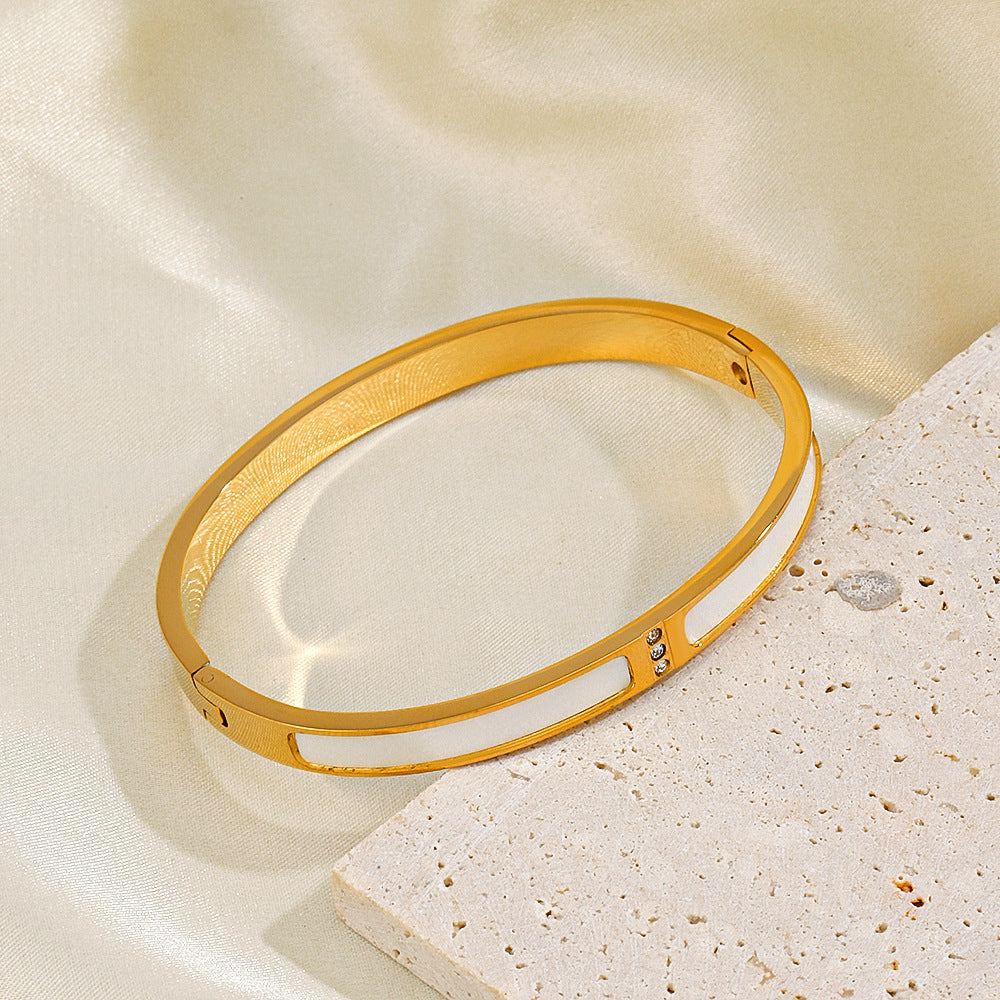 BOUND BANGLE~OLDEN SHELL